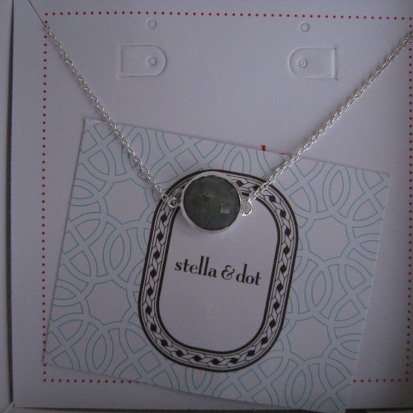 Maya Bracelet in Labradorite by Stella and Dot - Picture 1 of 4